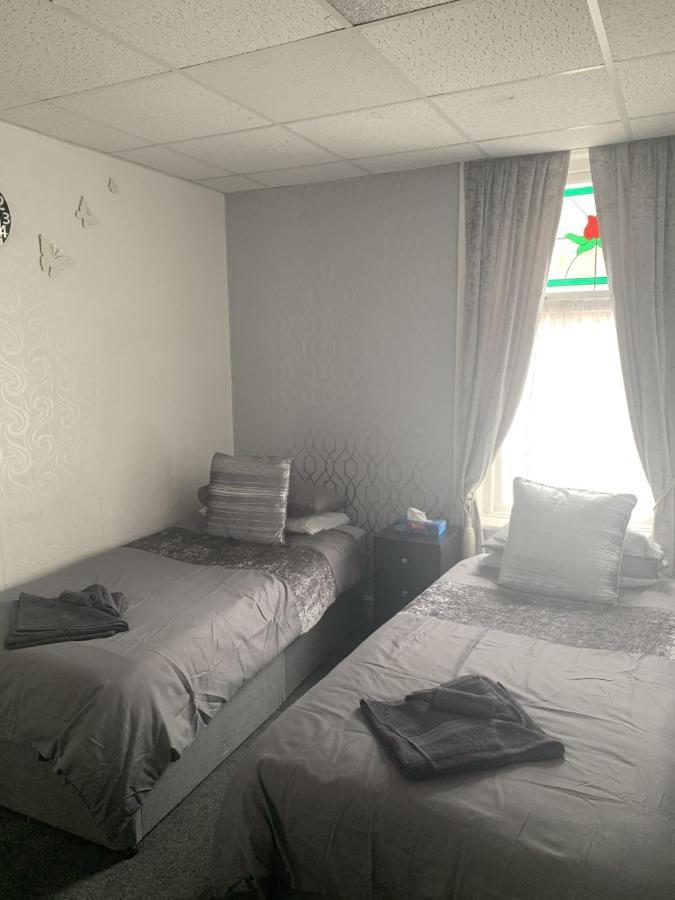 The Butterfly Group Weekends Hotel