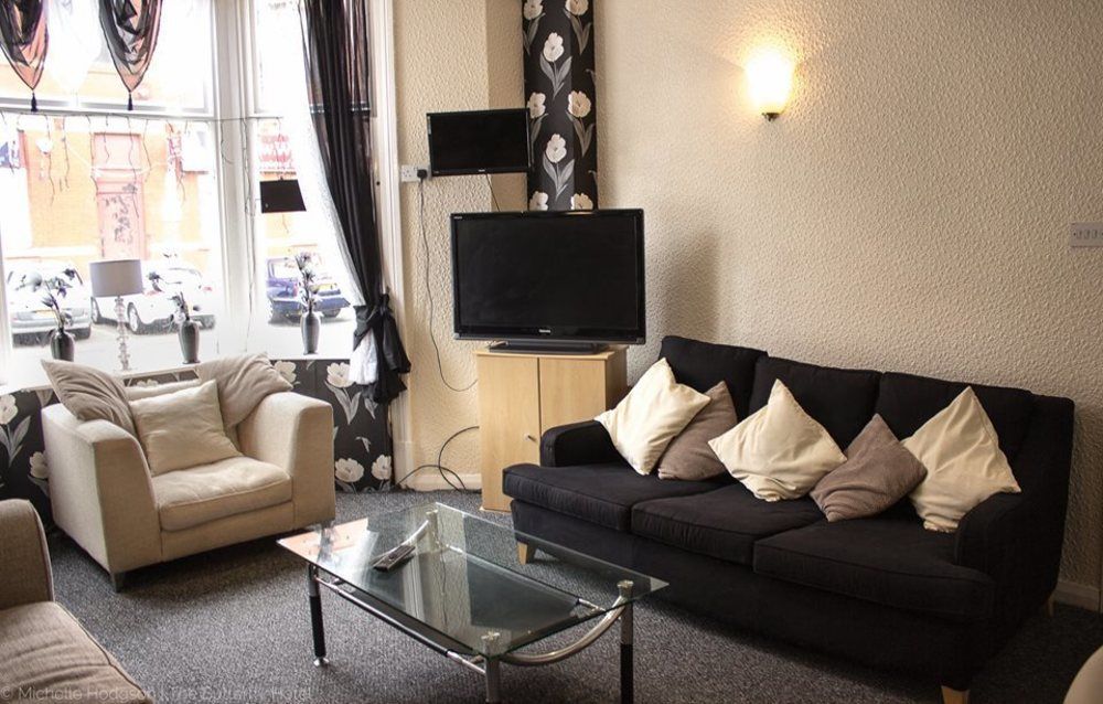 Hotel The Butterfly Group Weekends 3*